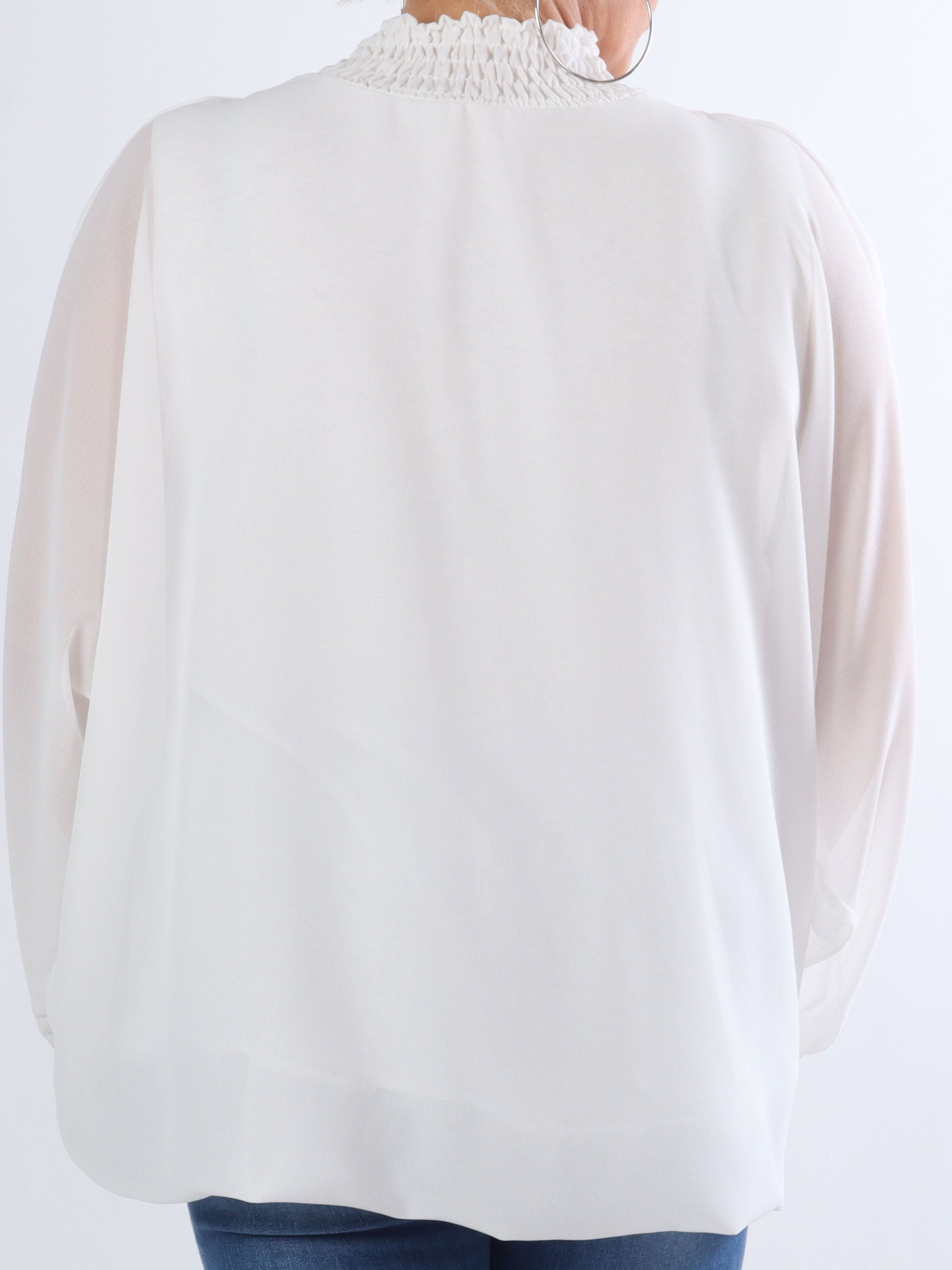 Edina - Fin plus size blus med vida ärmar